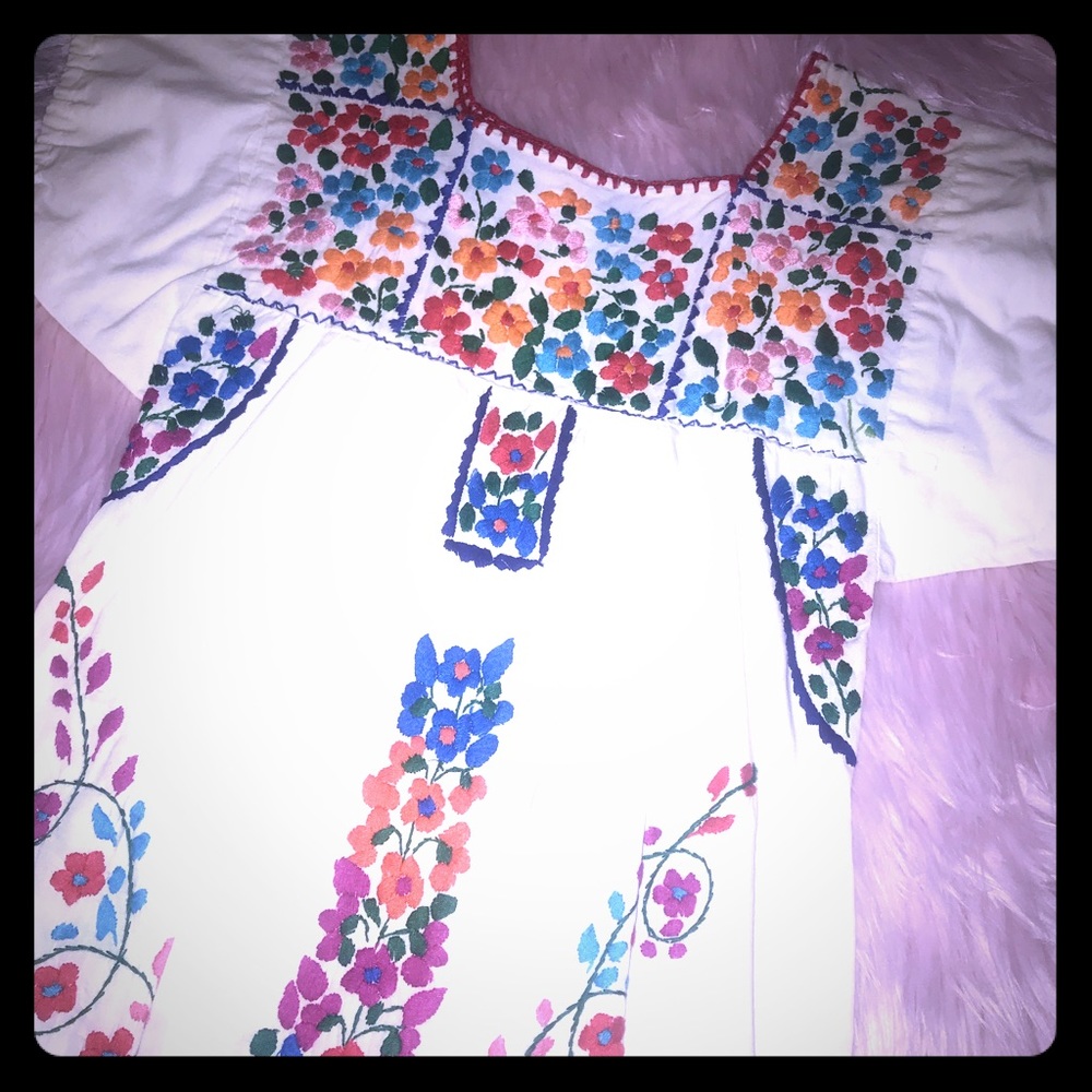 Children’s girl’s size 10-12 dress 🇲🇽